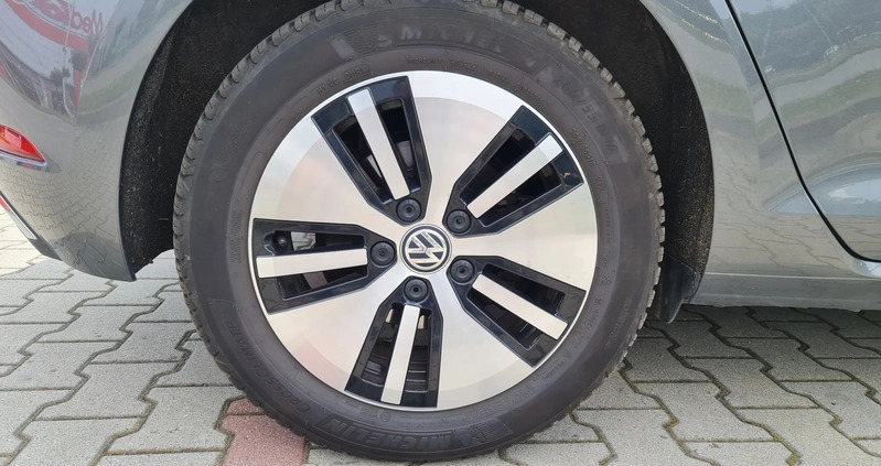 Volkswagen Golf cena 73899 przebieg: 123500, rok produkcji 2018 z Pilica małe 379